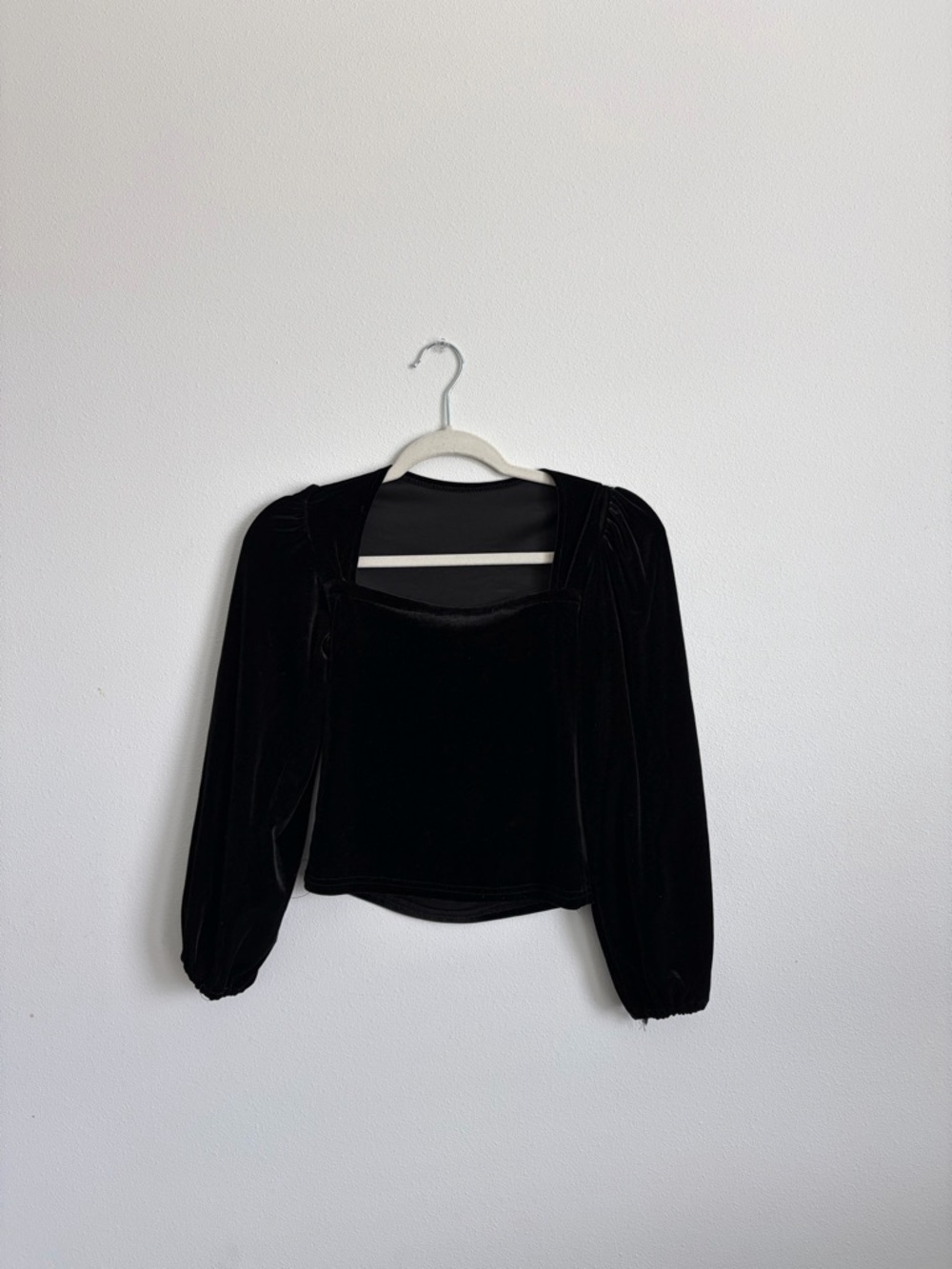 Black Velvet Square-Neck Puff Sleeve Top